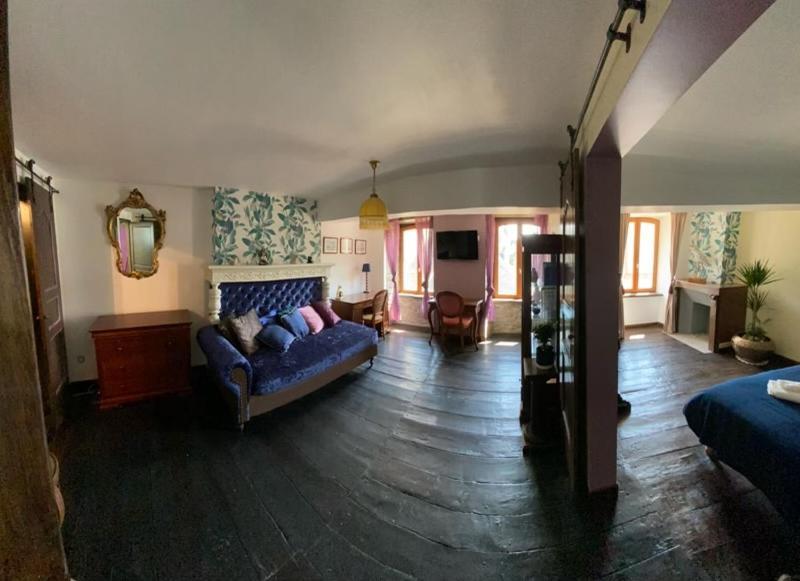 La Maison Du Paon- Josselin Aparthotel Kültér fotó
