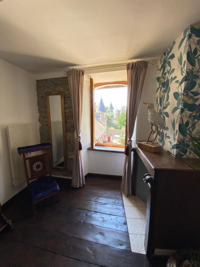 La Maison Du Paon- Josselin Aparthotel Kültér fotó